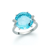 750/1000 gold ring, topaz and diamonds.: KLID2097