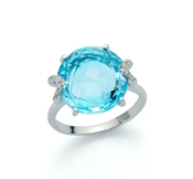 750/1000 gold ring, topaz and diamonds.: KLID2097